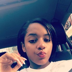 Meet your Posher, Ximena